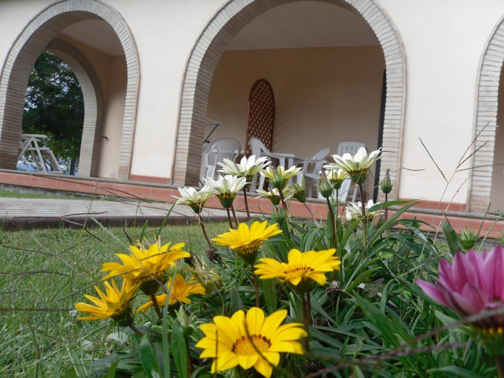 Agriturismo Il Giardino Saturnia Exterior foto